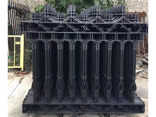 铸铁护栏